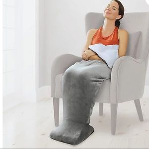 Sharper Image Massaging Heating Wrap